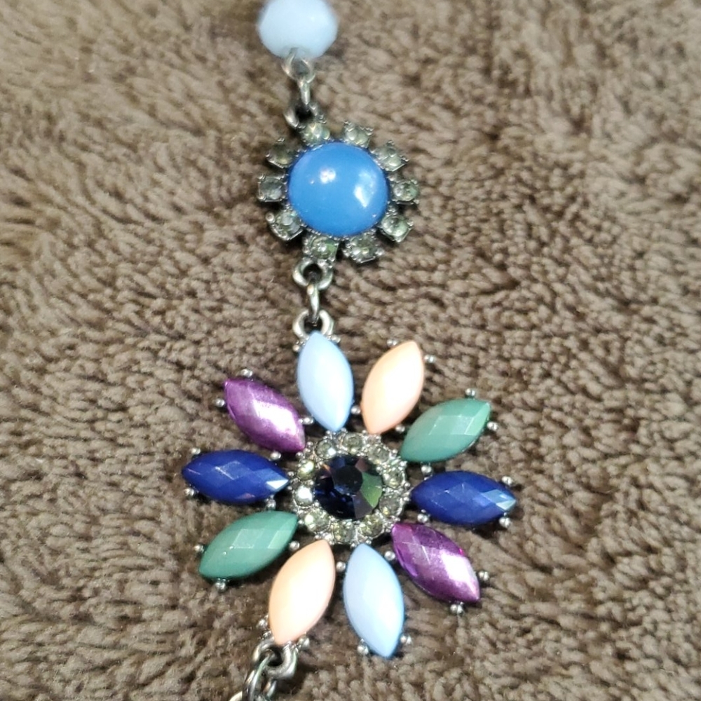 Necklace - Picture 3 of 4